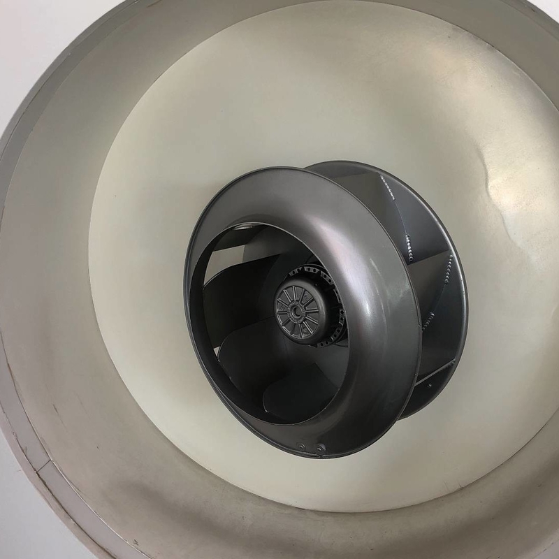 3 ~ 400V ((Y) ± 10% 225mm hacia delante Centrífuga de ventilador de potencia 137W/184W con un peso de 2,5 kg